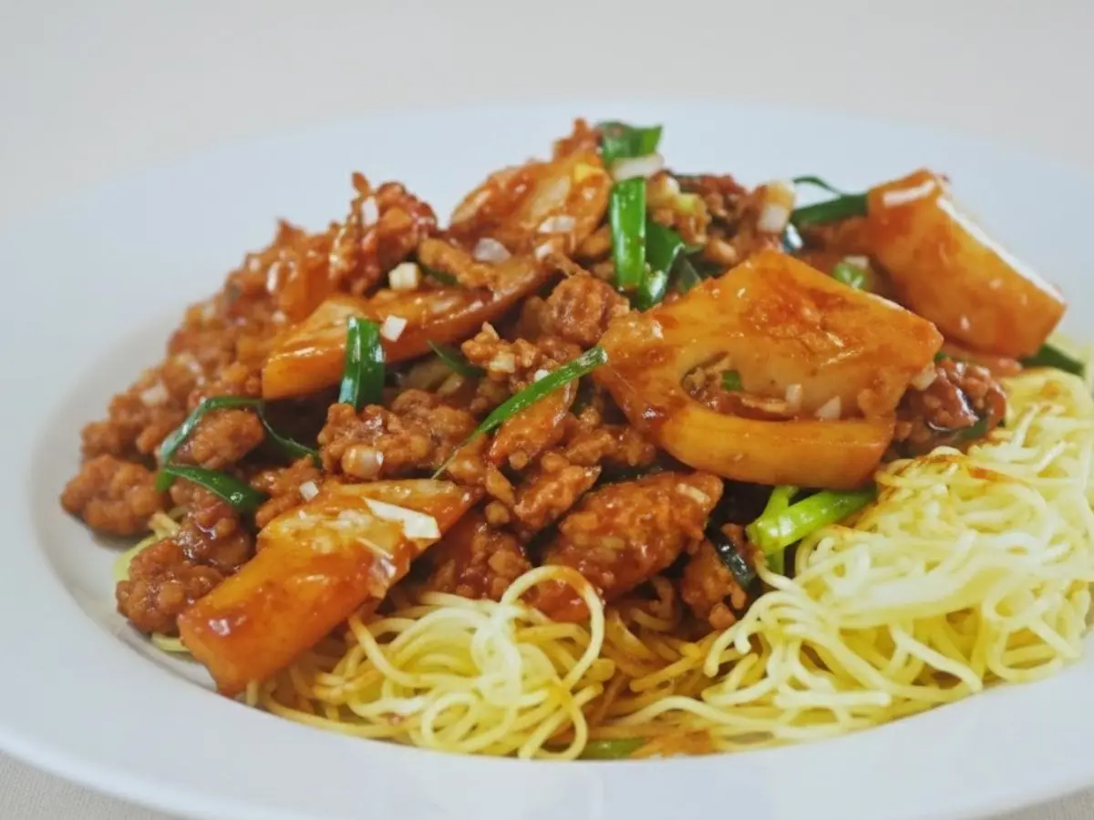 麻婆レンコン焼きそば