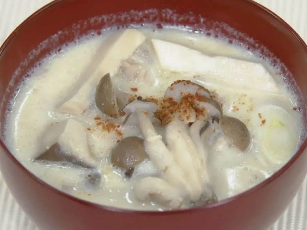 きのこたっぷりミルク豚汁