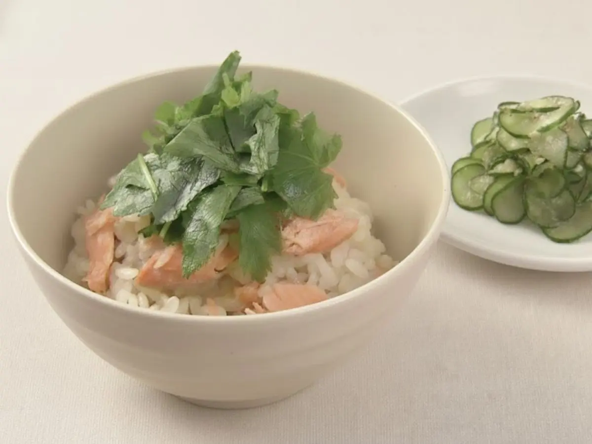 三つ葉とサーモンの炊き込みご飯