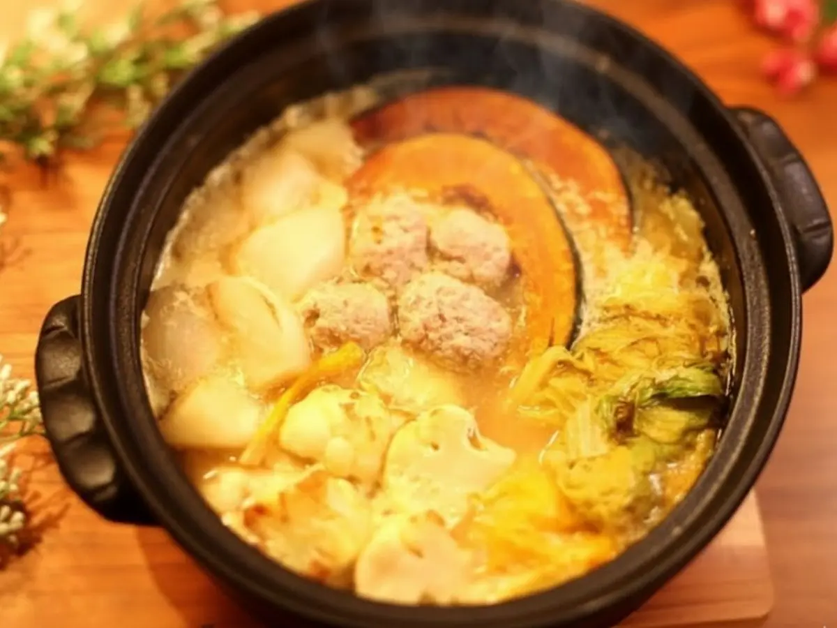 志麻鍋 豆乳味噌ニンニク鍋