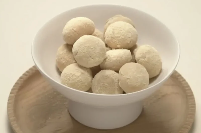 【きょうの料理】きな粉のスノーボールクッキーのレシピ かのうかおりさんのきなこのおやつ