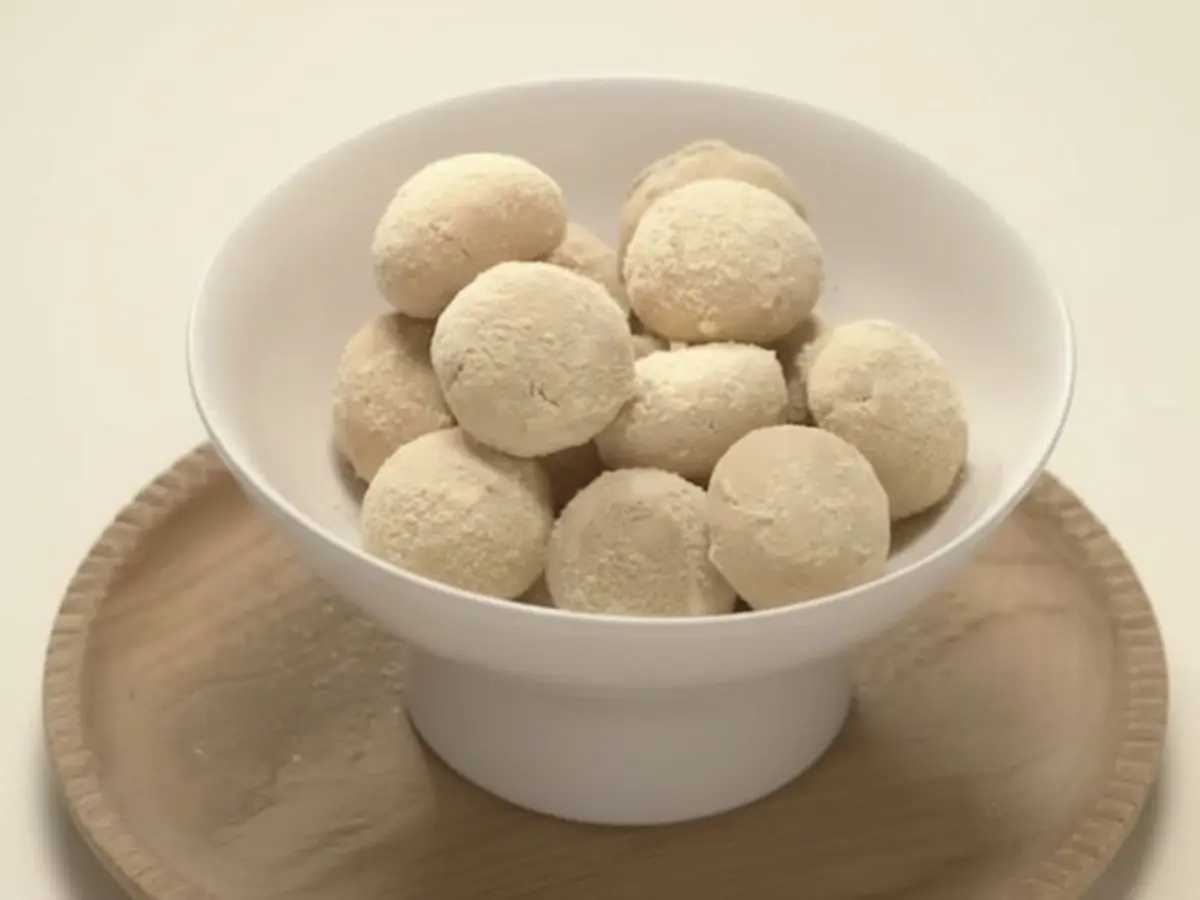 きな粉のスノーボールクッキー