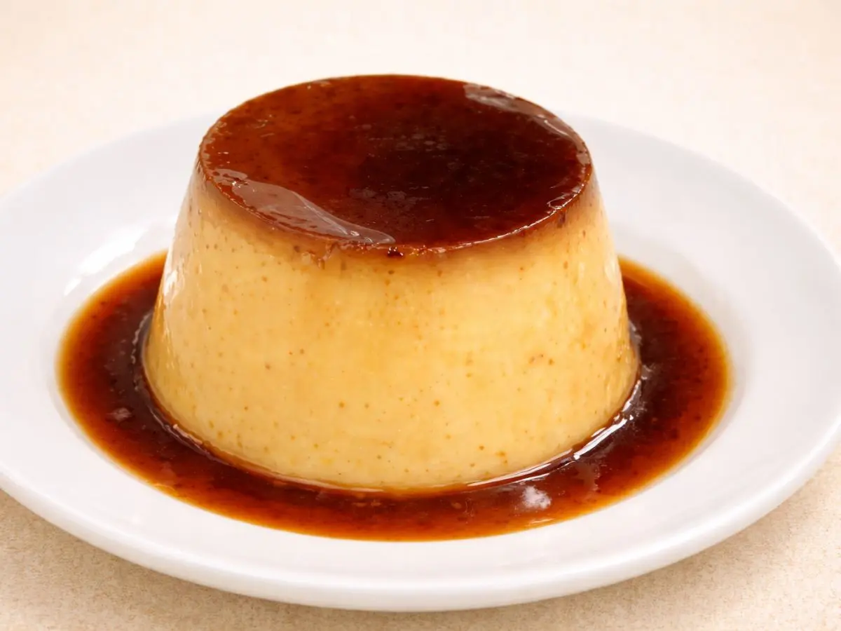 昔ながらの堅めプリン