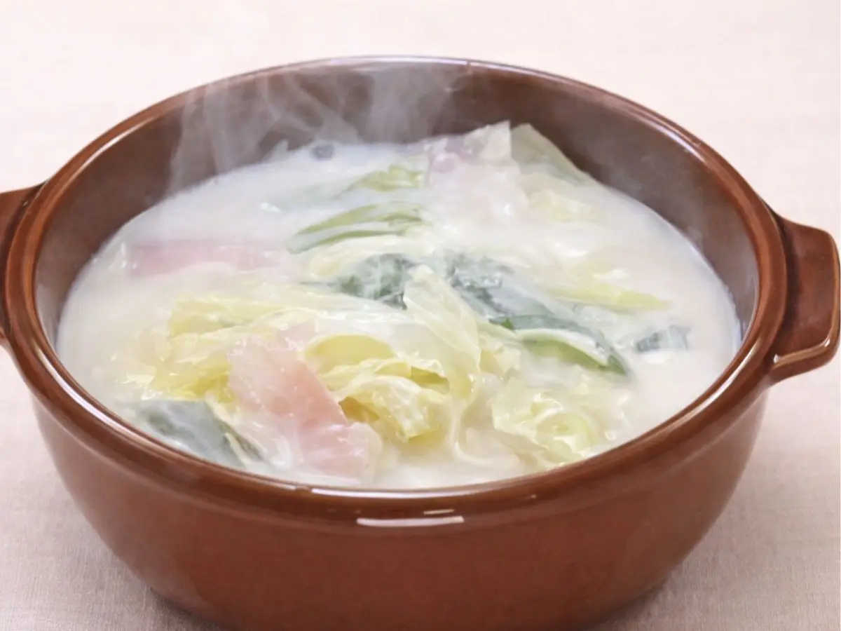 白菜とネギのクリームシチュー