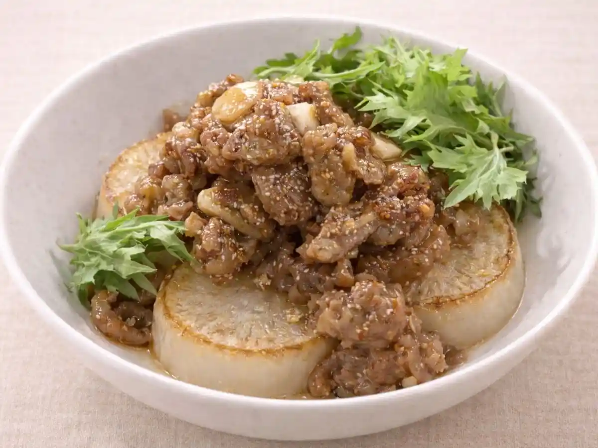 焼き大根の豚こま肉みそ