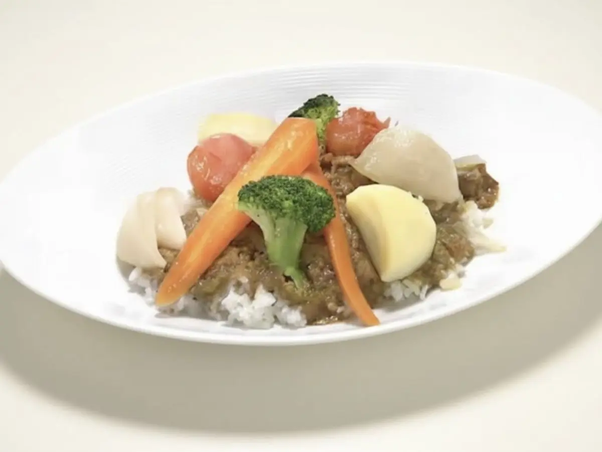 フレンチシェフの野菜いっぱいカレー