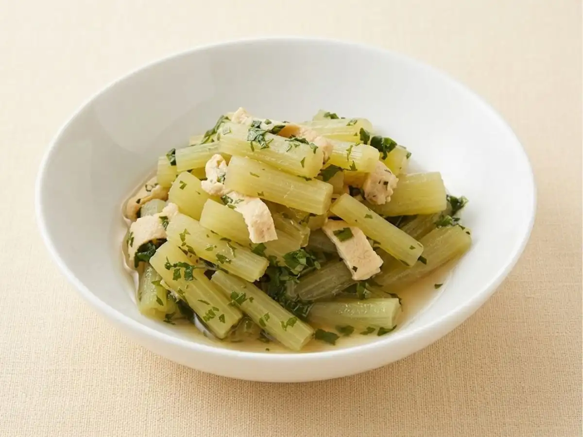 ふきと油揚げの煮物