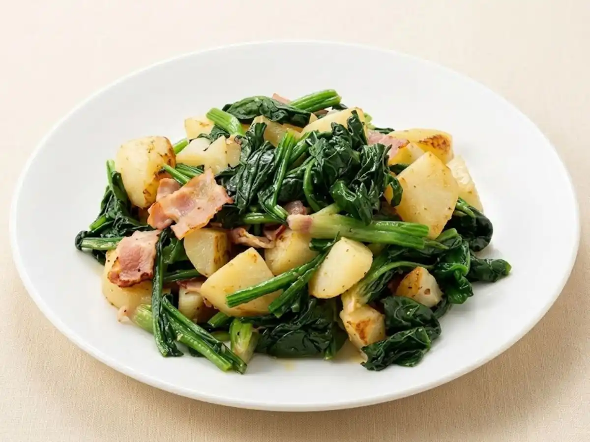 ほうれん草とじゃがいものベーコン炒め