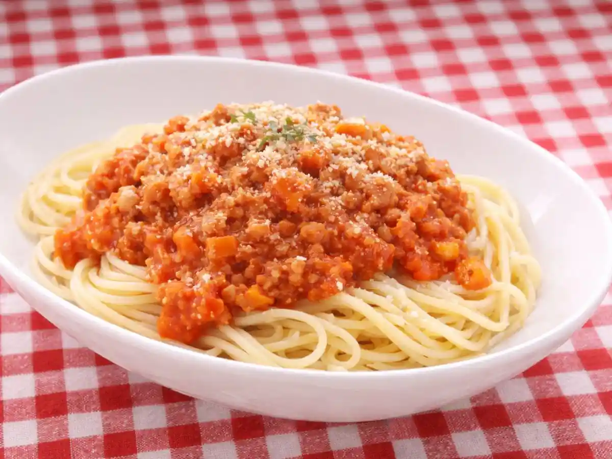 にんじんのミートソースパスタ