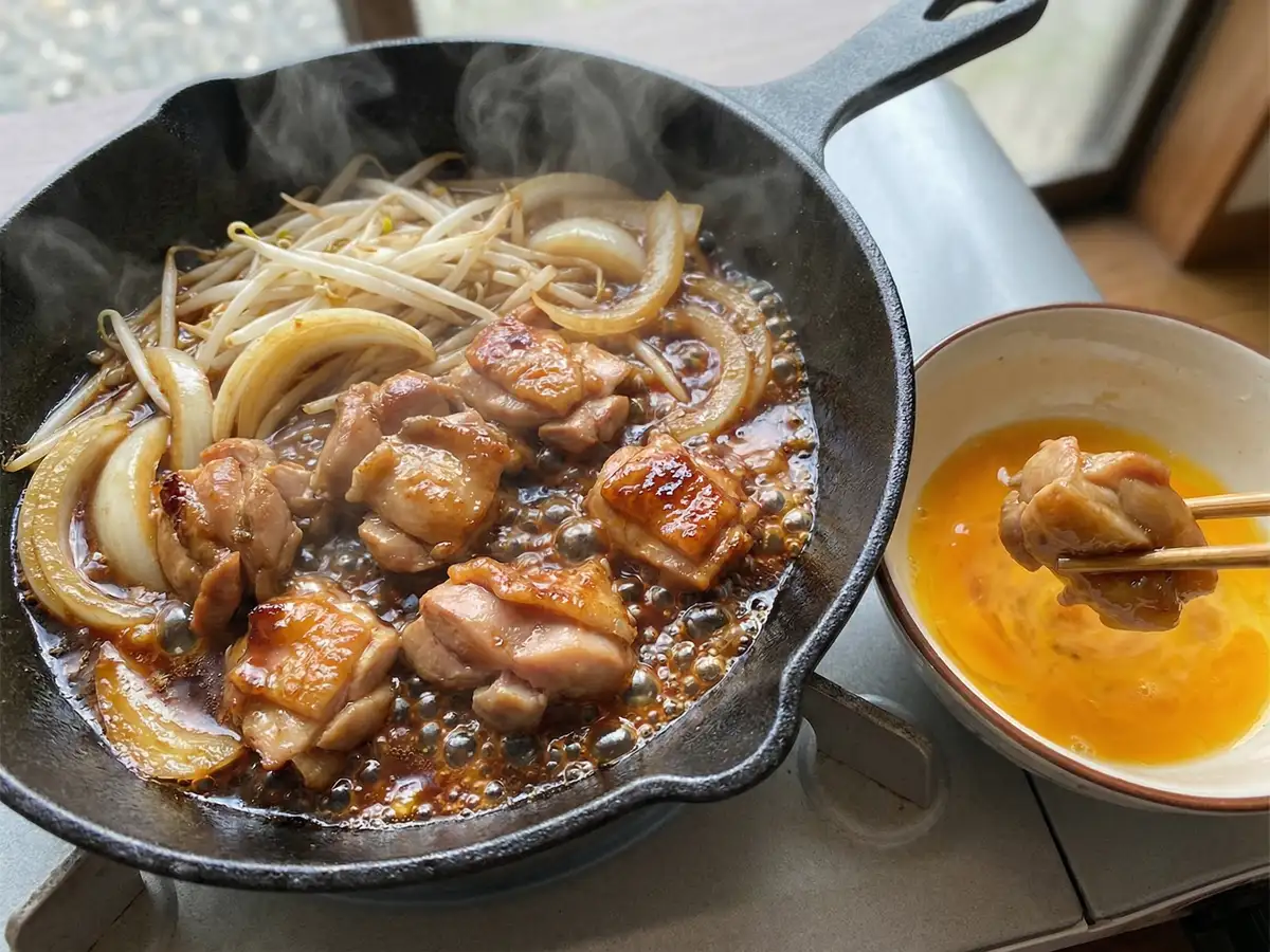 鶏肉鉄鍋（すき焼き風）