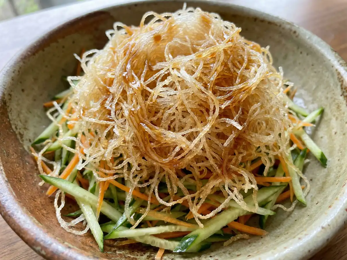 揚げ春雨のサラダ