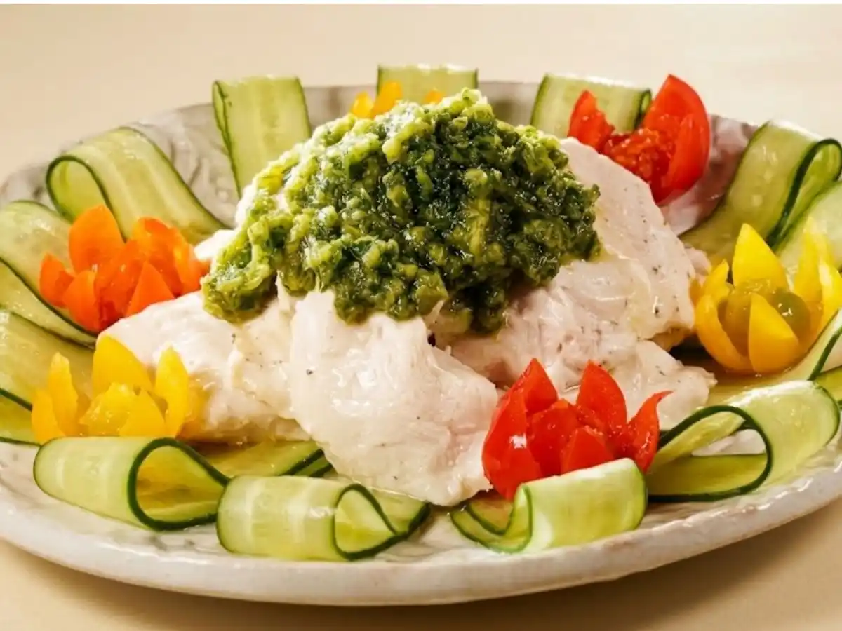 ふわふわ鶏ときゅうりだれ 棒棒鶏風