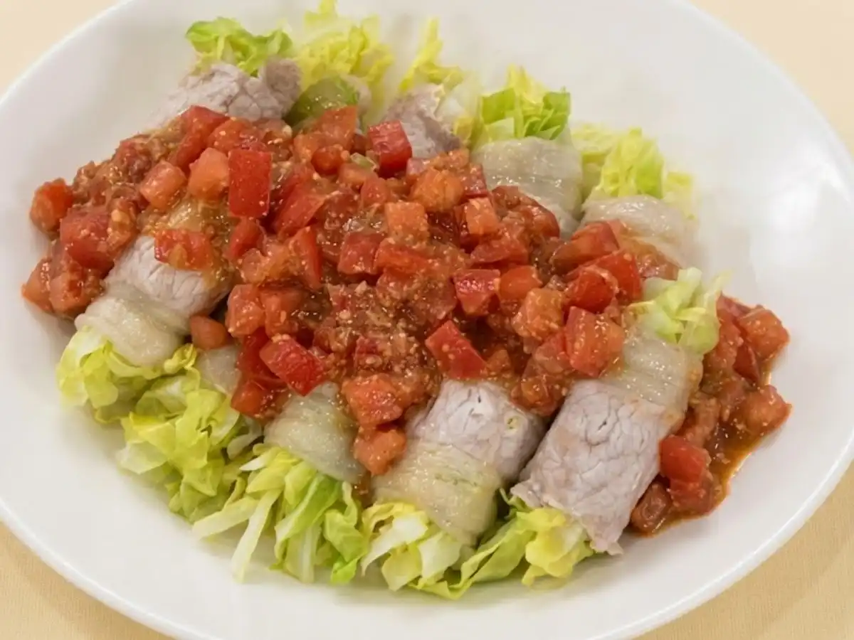 春キャベツのシャキシャキ肉巻き トマトみそダレ