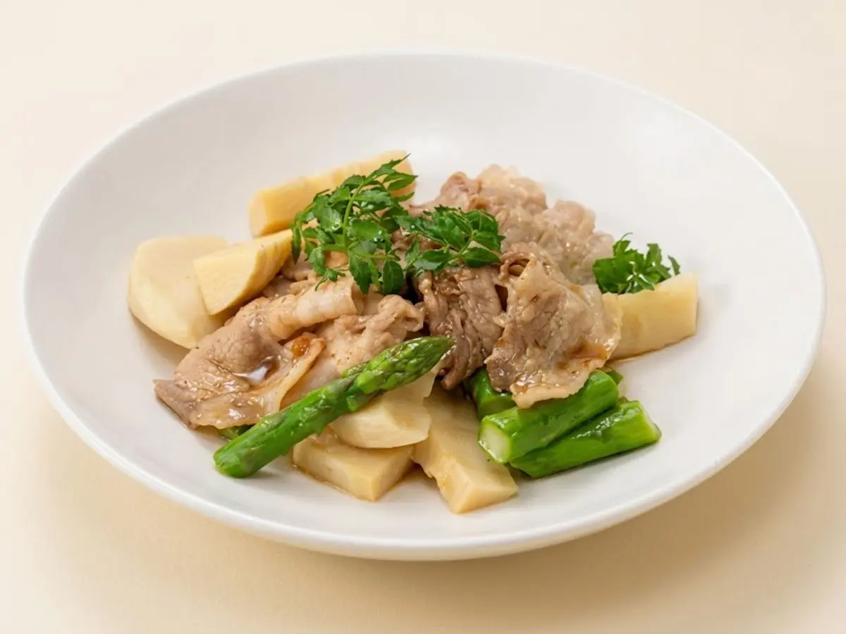 春野菜と豚バラ肉のしょうゆと砂糖と酒の炒りあげ