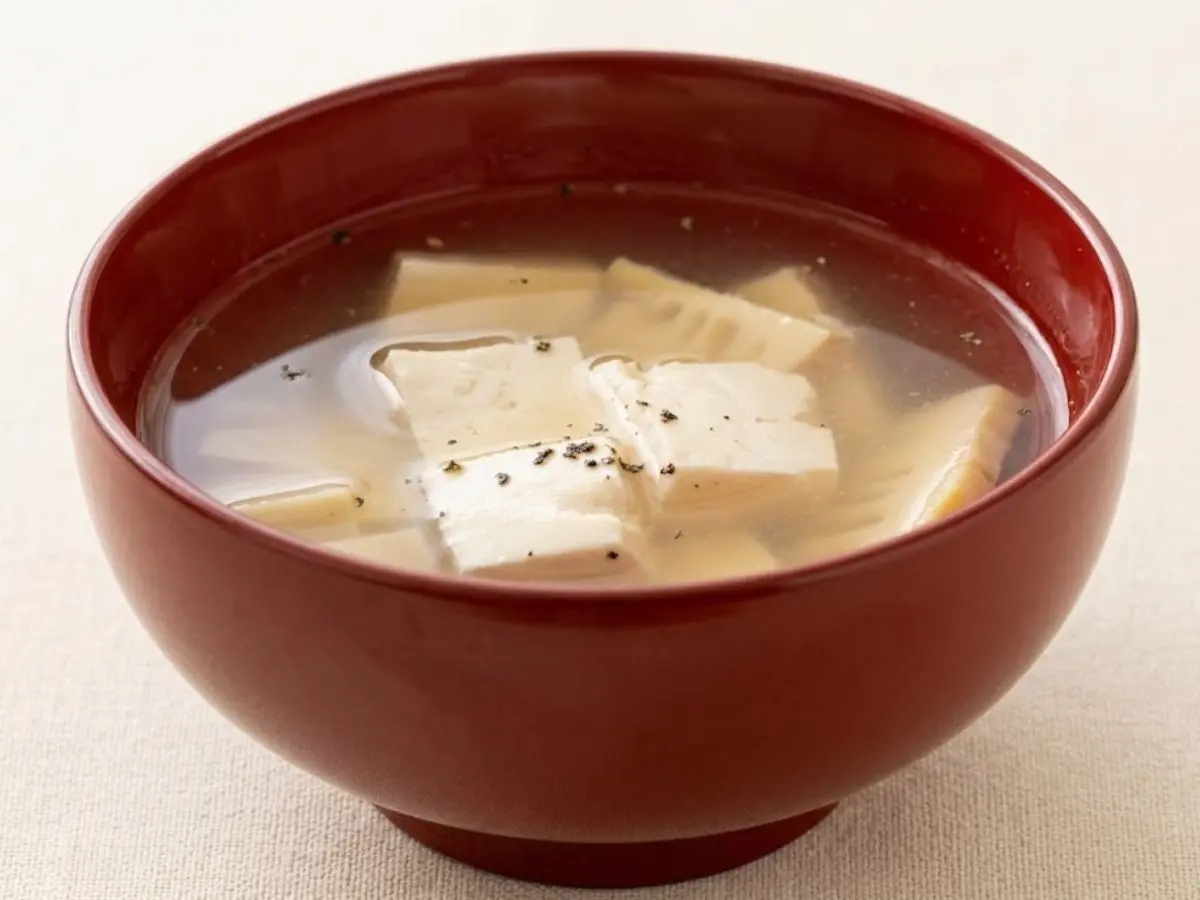たけのこと豆腐の吸い物