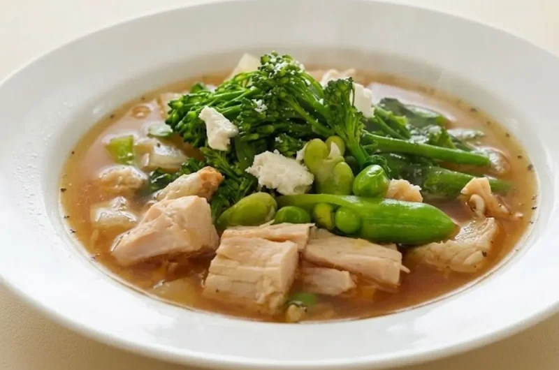 【沸騰ワード】オニオンチキンスープ春野菜添えのレシピ 志麻さんコストコアレンジ