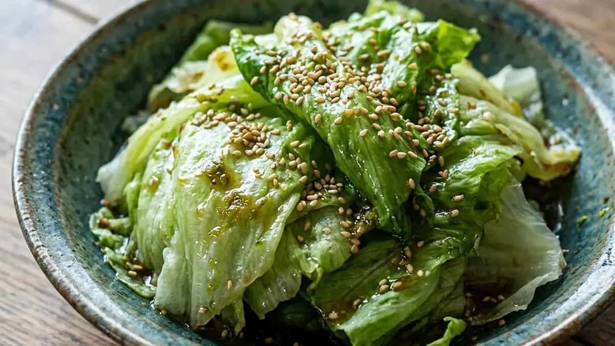 レタスのごま柚子蒸し