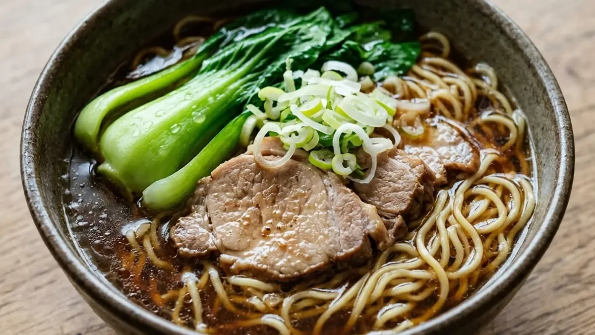 シンプルしょうゆラーメン