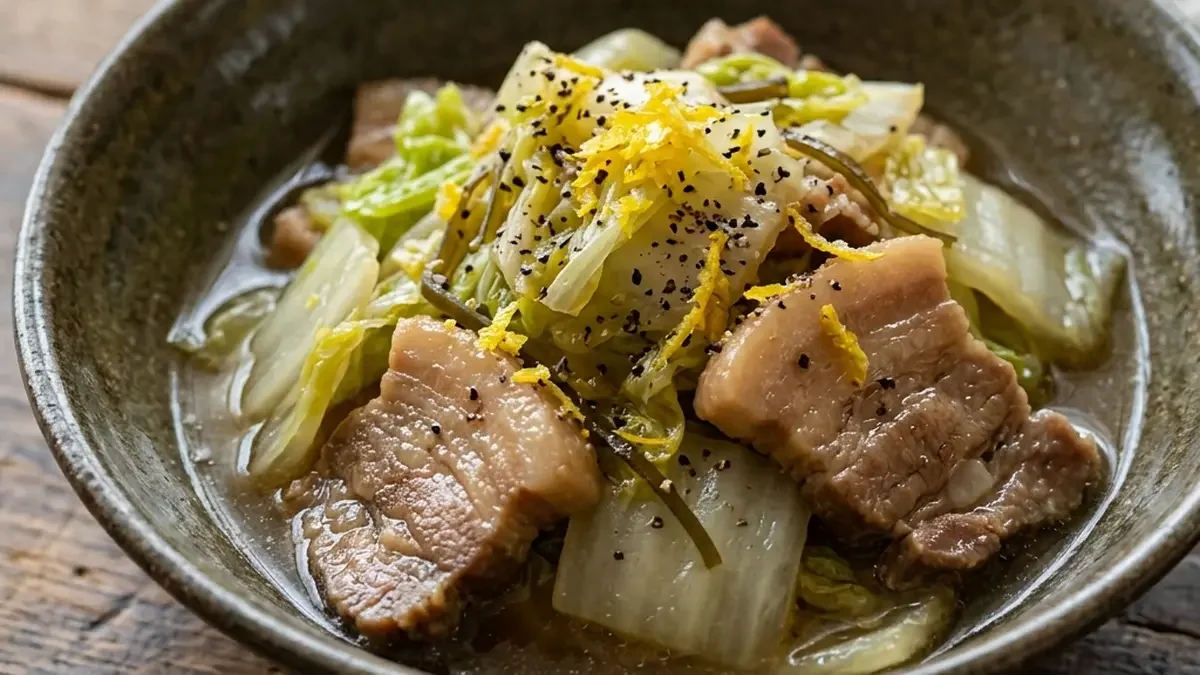 白菜と豚バラ肉の煮物