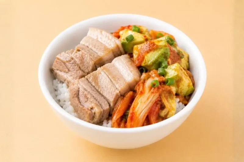【ウワサのお客さま】焼かないアボカド豚キムチ丼のレシピ レジェンド寮母村野さん海上保安庁出張