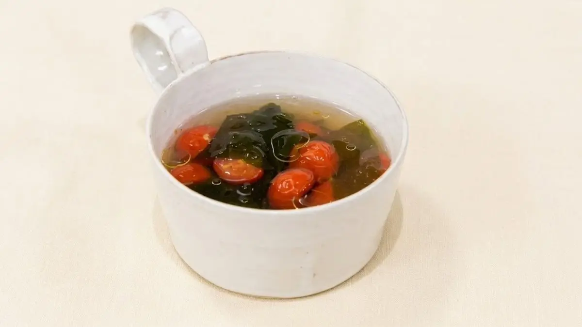 わかめとミニトマトのスープ