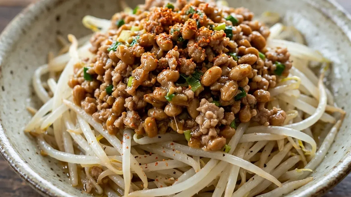 もやしの納豆そぼろがけ
