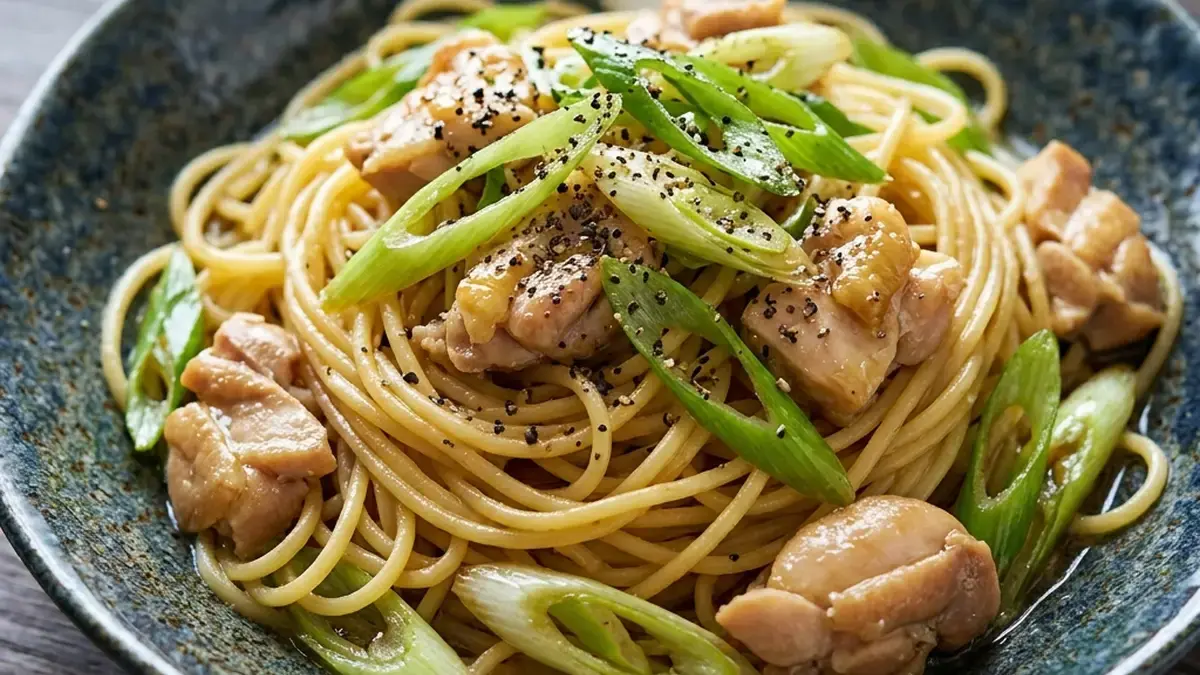 鶏ももと長ねぎの和風パスタ