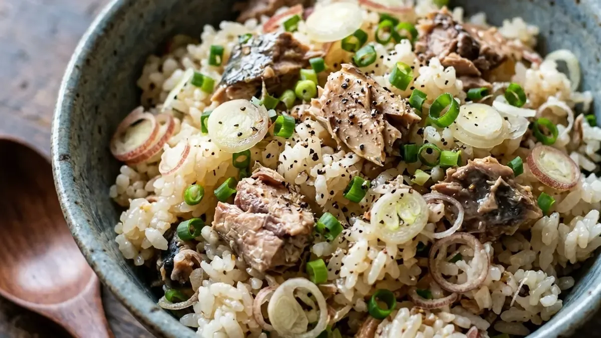 みょうがと鯖缶の混ぜご飯